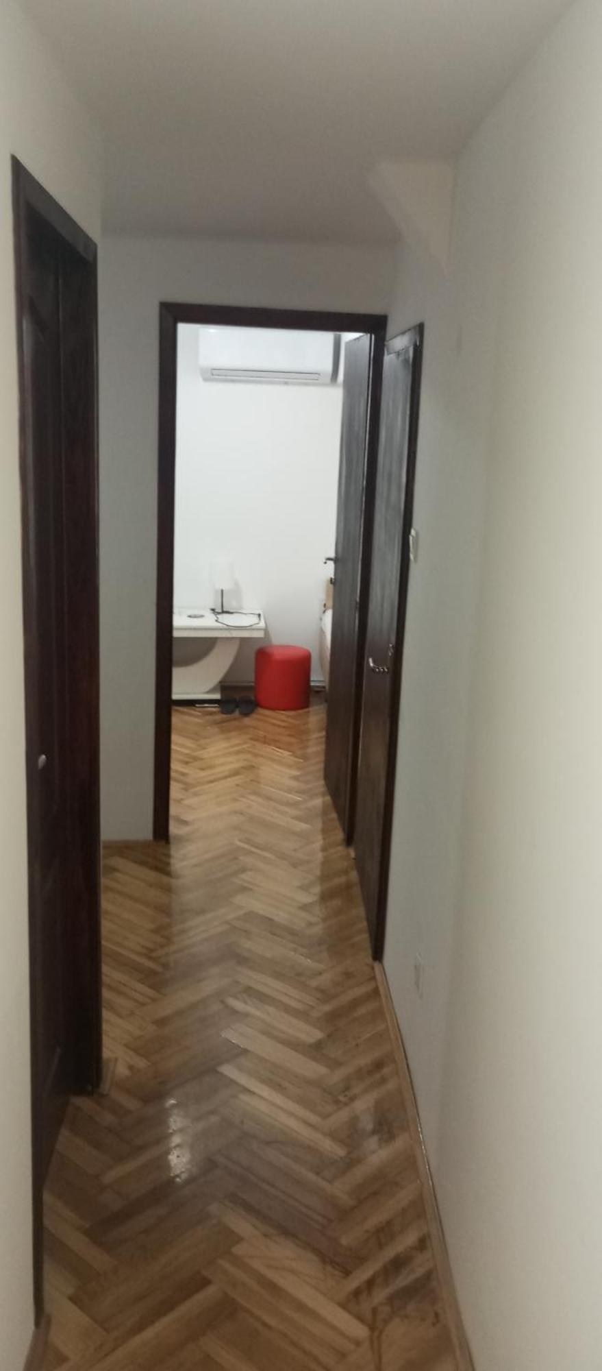 Airport Md Rooms 2 Belgrade Exterior photo